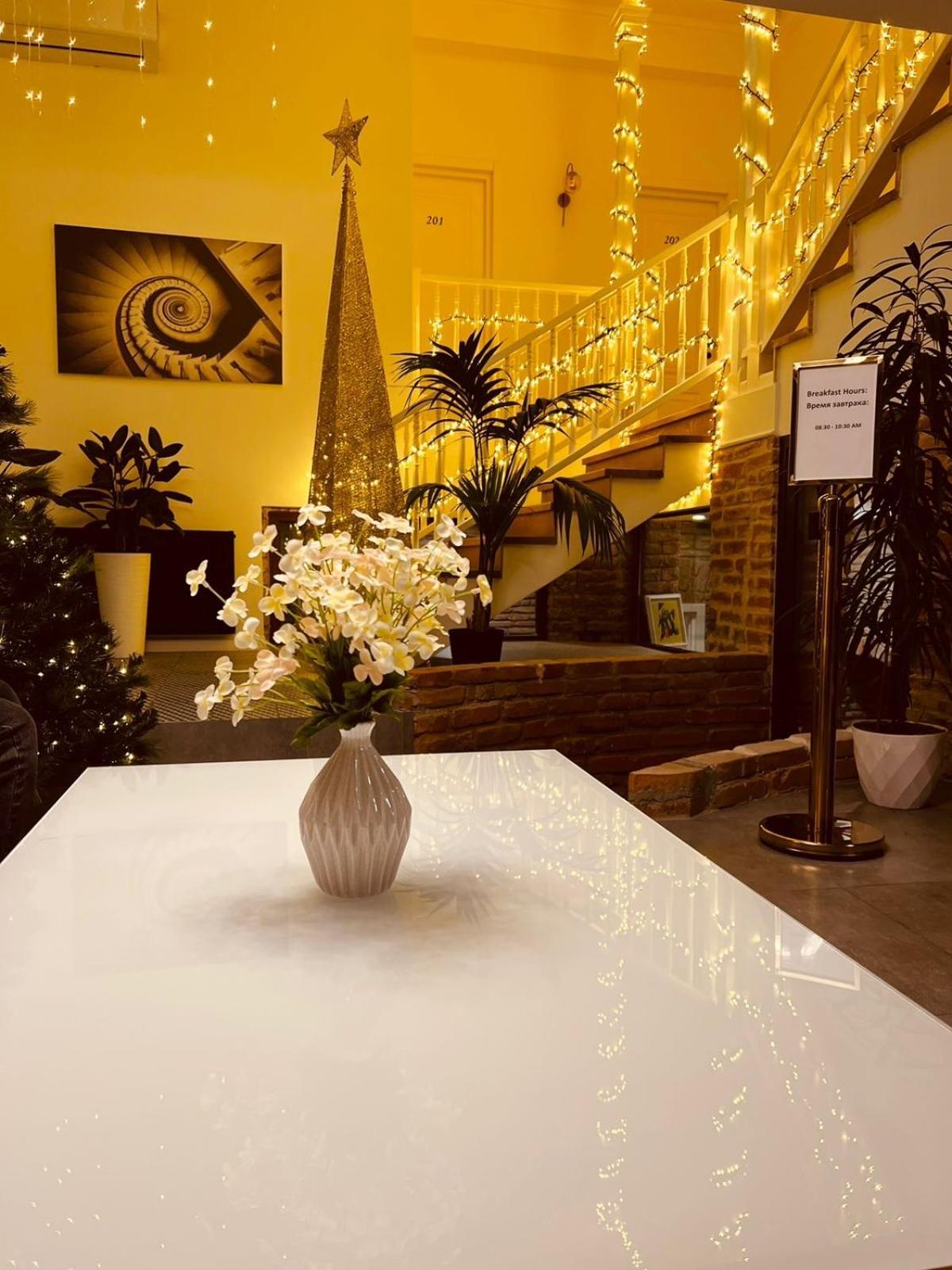 Boutique Hotel Manufactura Тбилиси Екстериор снимка