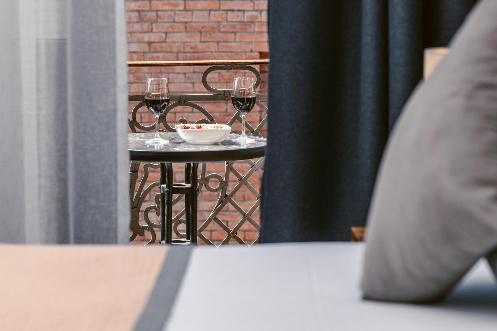Boutique Hotel Manufactura Тбилиси Екстериор снимка