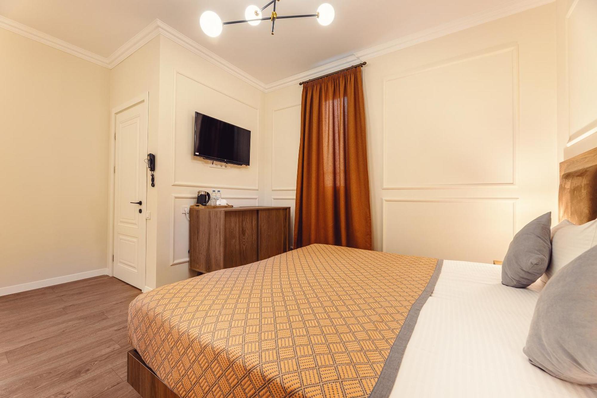 Boutique Hotel Manufactura Тбилиси Екстериор снимка