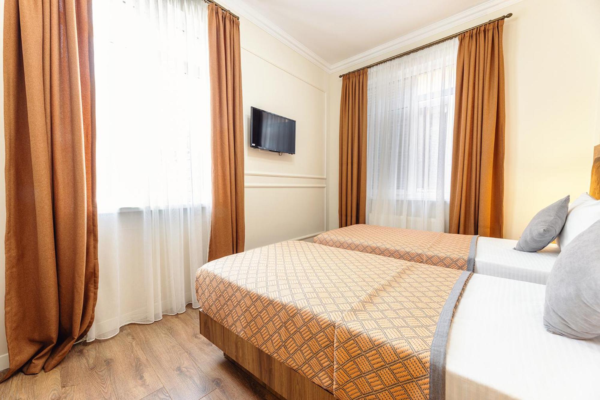 Boutique Hotel Manufactura Тбилиси Екстериор снимка